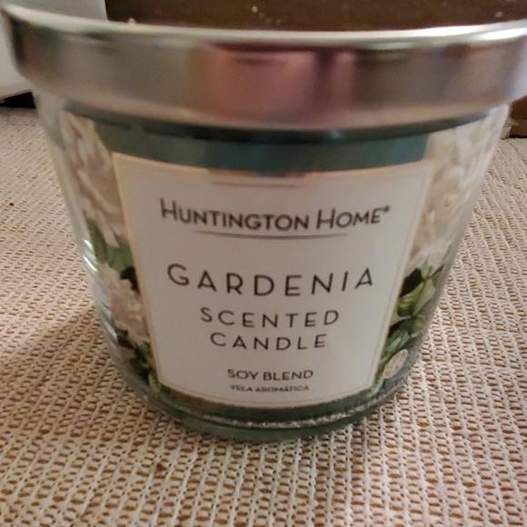 Huntington Home Other - Gardina Candle